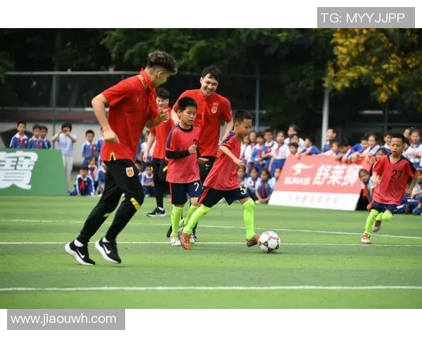 深圳足球队在足球战术排行榜中荣登第十名彰显实力与潜力 深圳足球队在足球战术排行榜中荣登第十名彰显实力与潜力