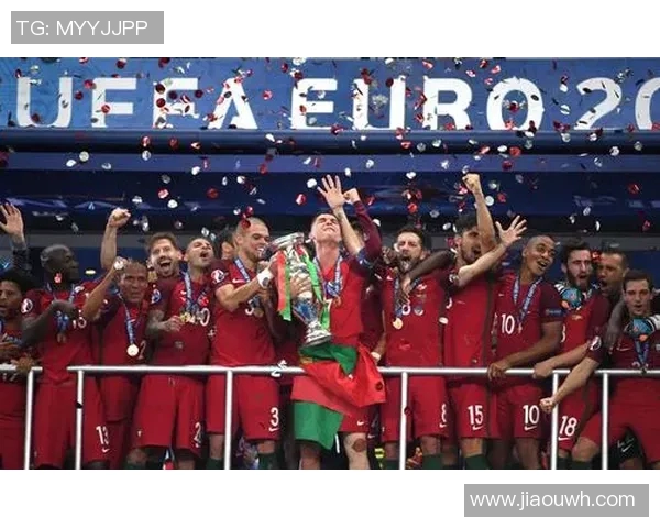 成都羽毛球队在欧锦赛积分榜中以74分稳居第一名展现强劲实力 成都羽毛球队在欧锦赛积分榜中以74分稳居第一名展现强劲实力