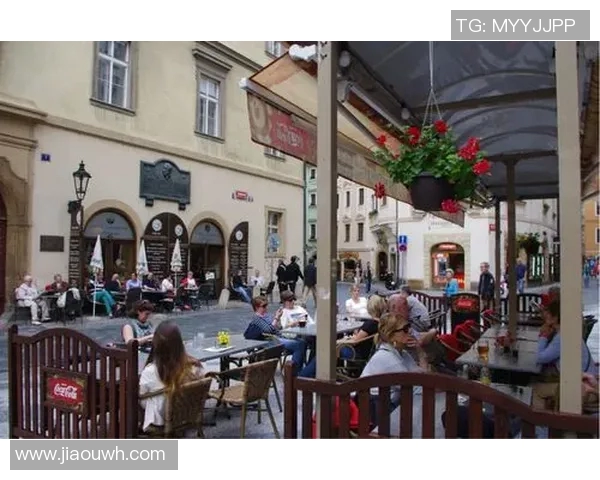 探寻意大利足球明星的足迹与传奇故事之旅 探寻意大利足球明星的足迹与传奇故事之旅