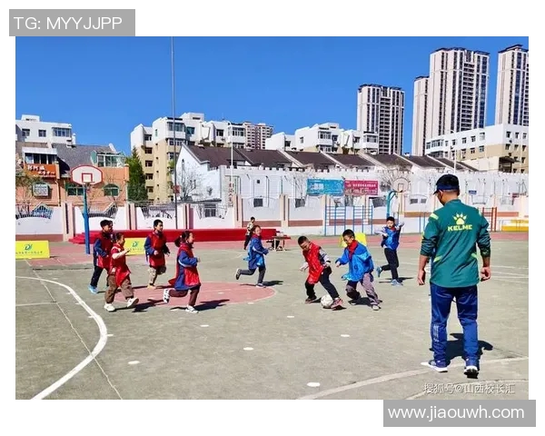 热爱少林足球的足球明星们如何在绿茵场上展现独特魅力与风采 热爱少林足球的足球明星们如何在绿茵场上展现独特魅力与风采