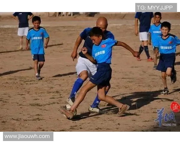 被踢出的足球明星们的逆袭之路与重返赛场的梦想