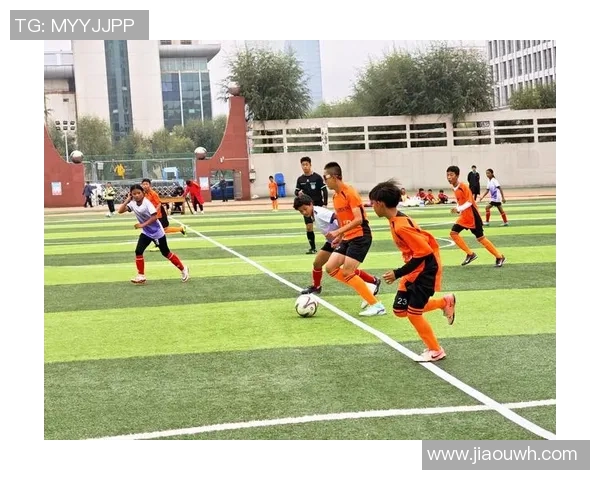 桐凡足球：探索青少年足球发展的新路径与未来愿景